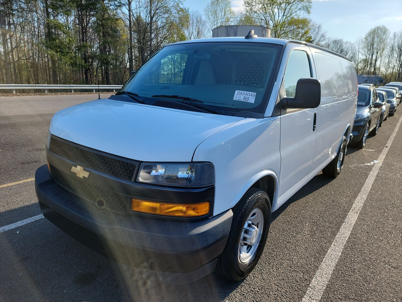 Chevrolet cargo hot sale van 2020