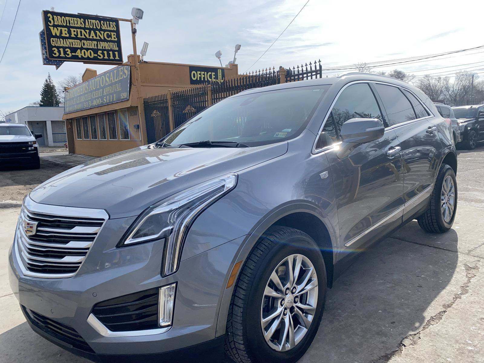 Купить Cadillac XT5 2021 года из США по цене 5 004 455 рублей с пробегом |  u38595